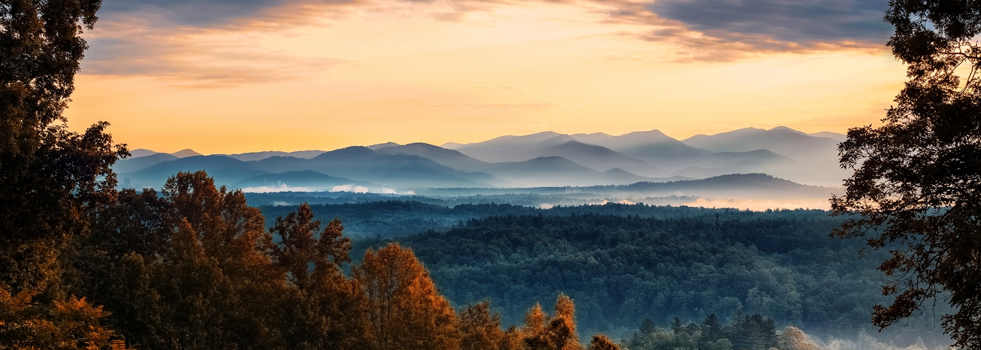 Sunrise over Blueridge Mountains 